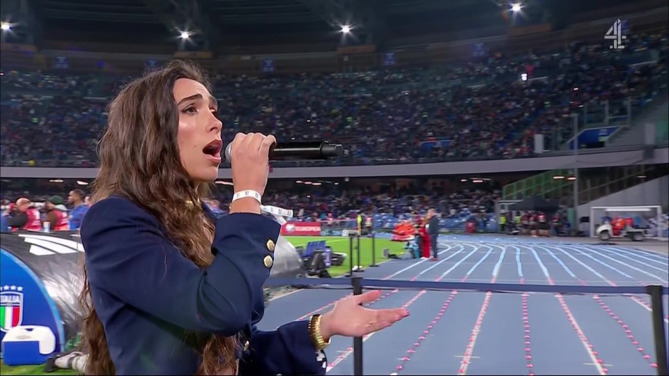 Fans were all left saying the same thing after England's national anthem