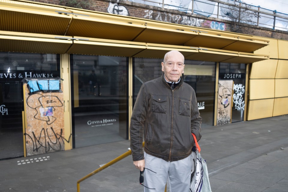 Shutter fitter Scott O’Reilly regularly passes Hackney Walk’s depressing yellow facade