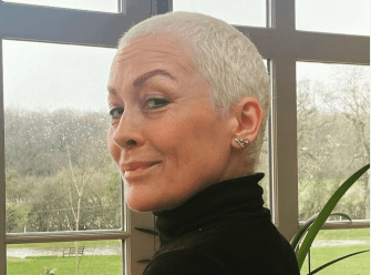 Sarah showed off her new platinum blonde hairdo on Instagram and fans were left gushing over her in the comments section