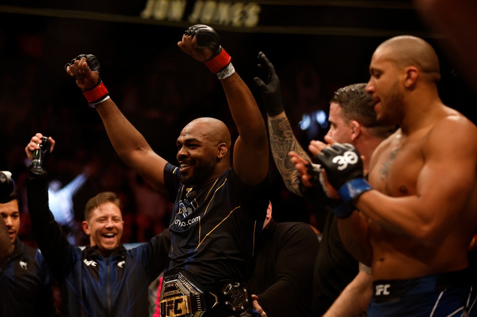 Jon Jones claimed the heavyweight title in the main event of UFC 285