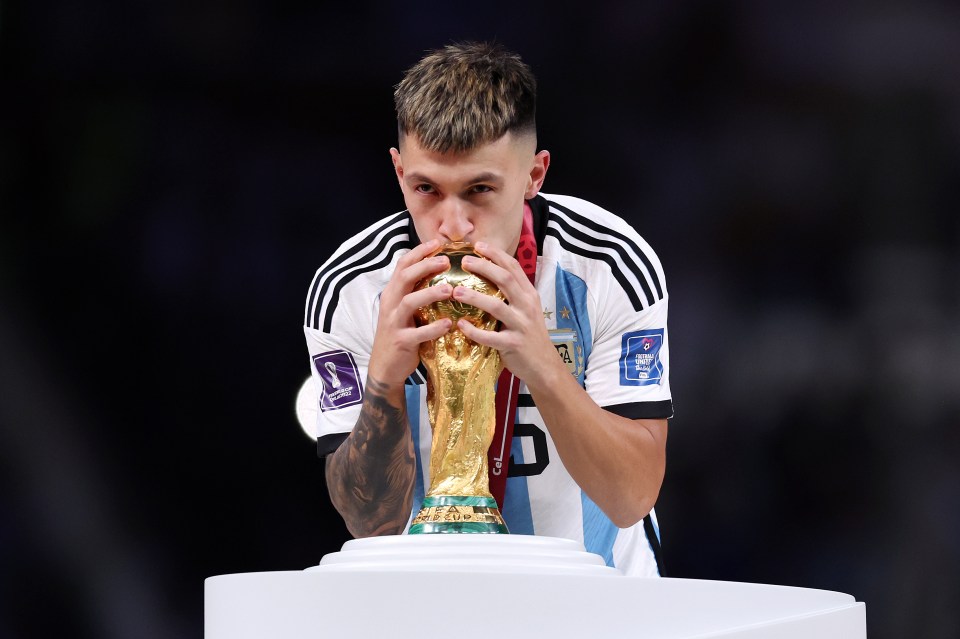 Lisandro Martinez became superstitious after Argentina lost their first World Cup game