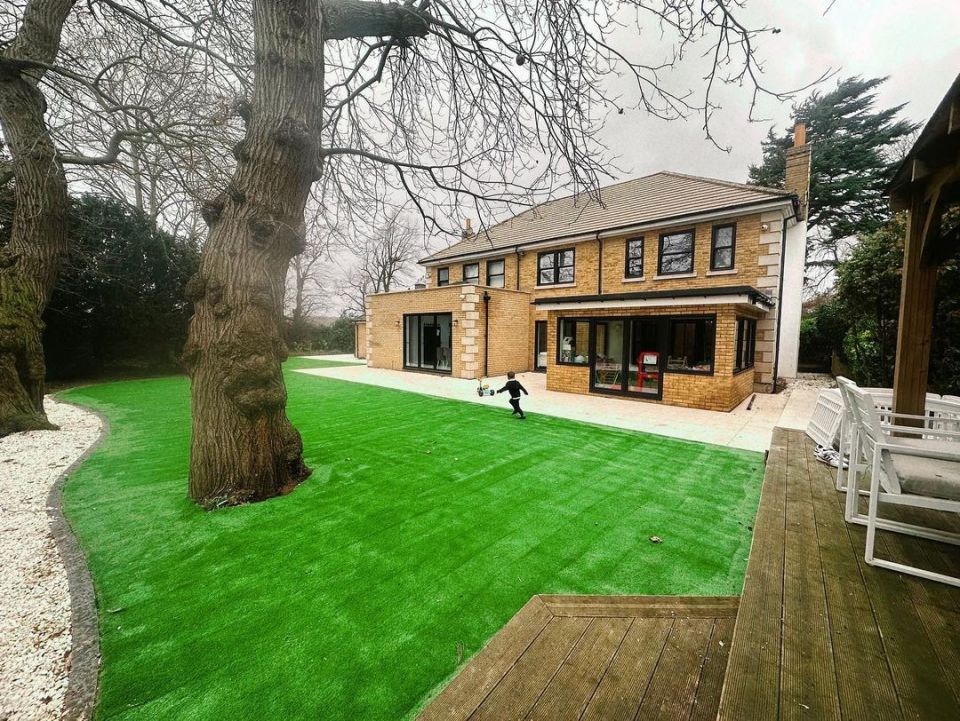 Marnie Simpson divided fans with her fake lawn at her £1.3m house