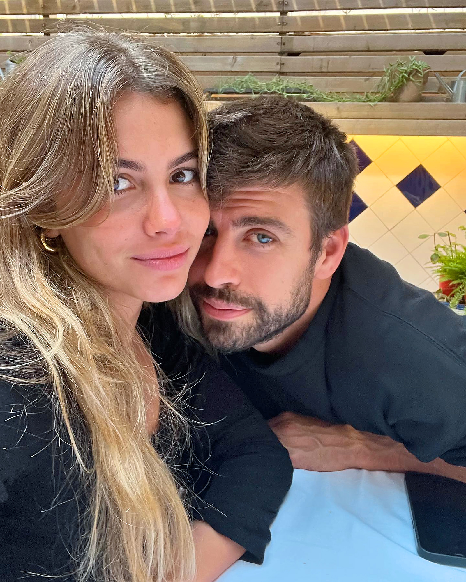 Pique is now with 23-year-old Clara Chia