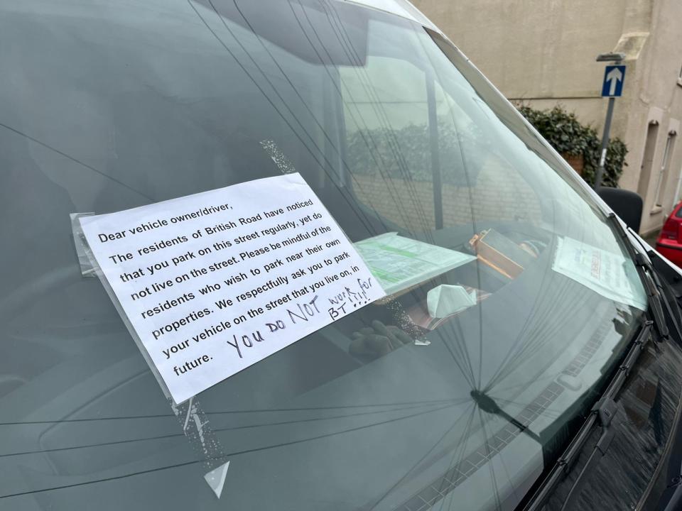 This note had an angry extra addition claiming the van owner did not work for BT