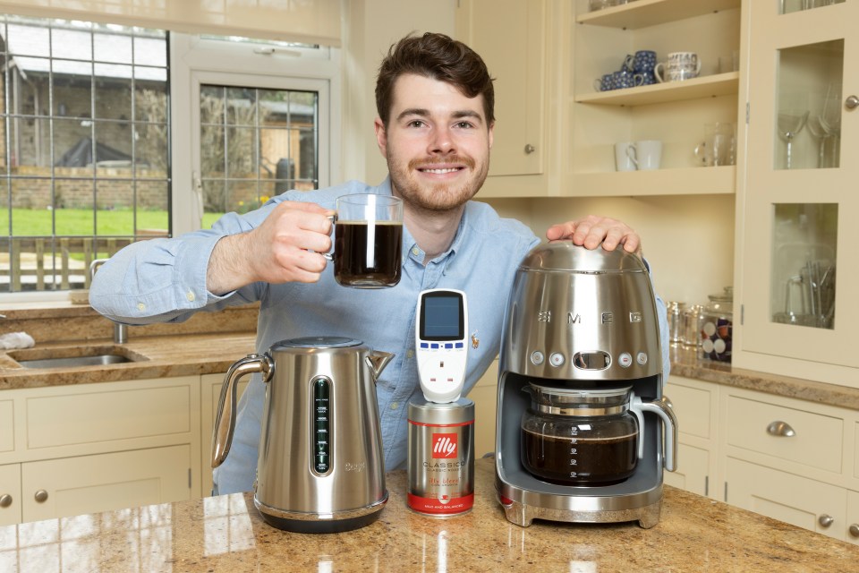 The Sun’s Consumer Reporter James Flanders tested the energy efficiency of a Kettle over a coffee maker.