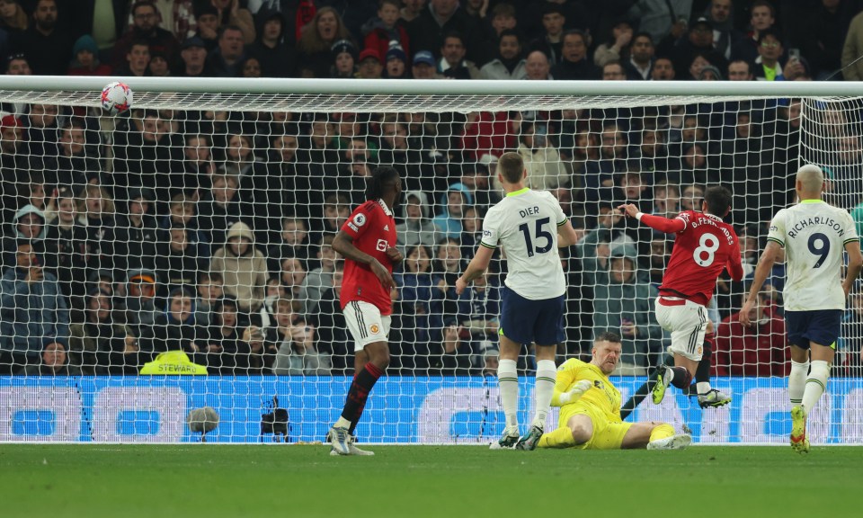 Bruno Fernandes crashed an effort against the crossbar