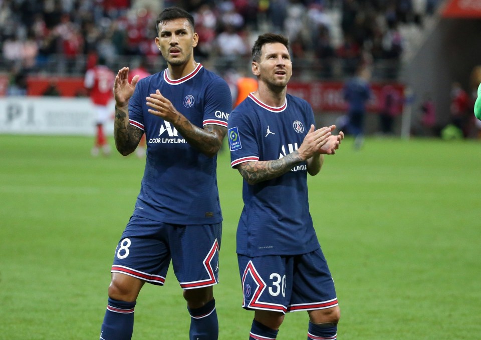 Lionel Messi gifted Leandro Paredes his LaLiga Player of the Season award