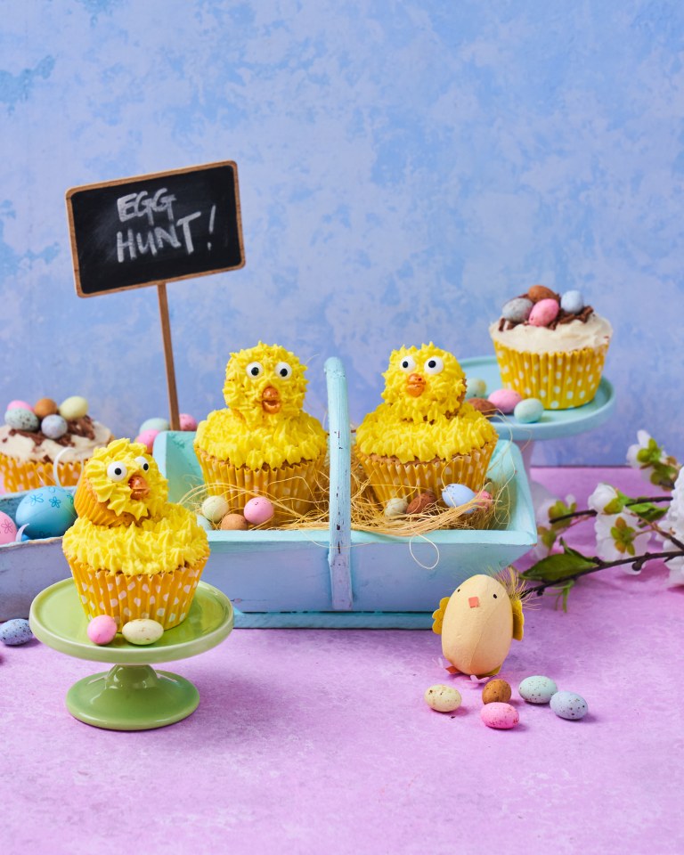 Give the kids an adorable treat this Easter with these chick cupcakes