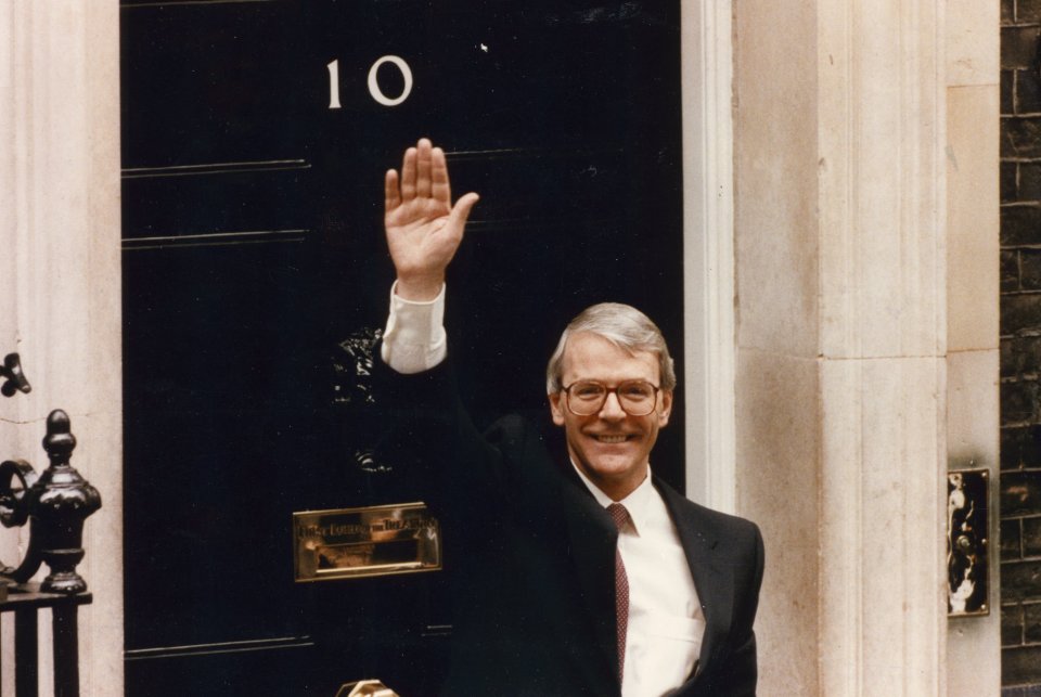 It seems to be unlikely that PM Rishi Sunak will be able to sneak a win like John Major did in 1992