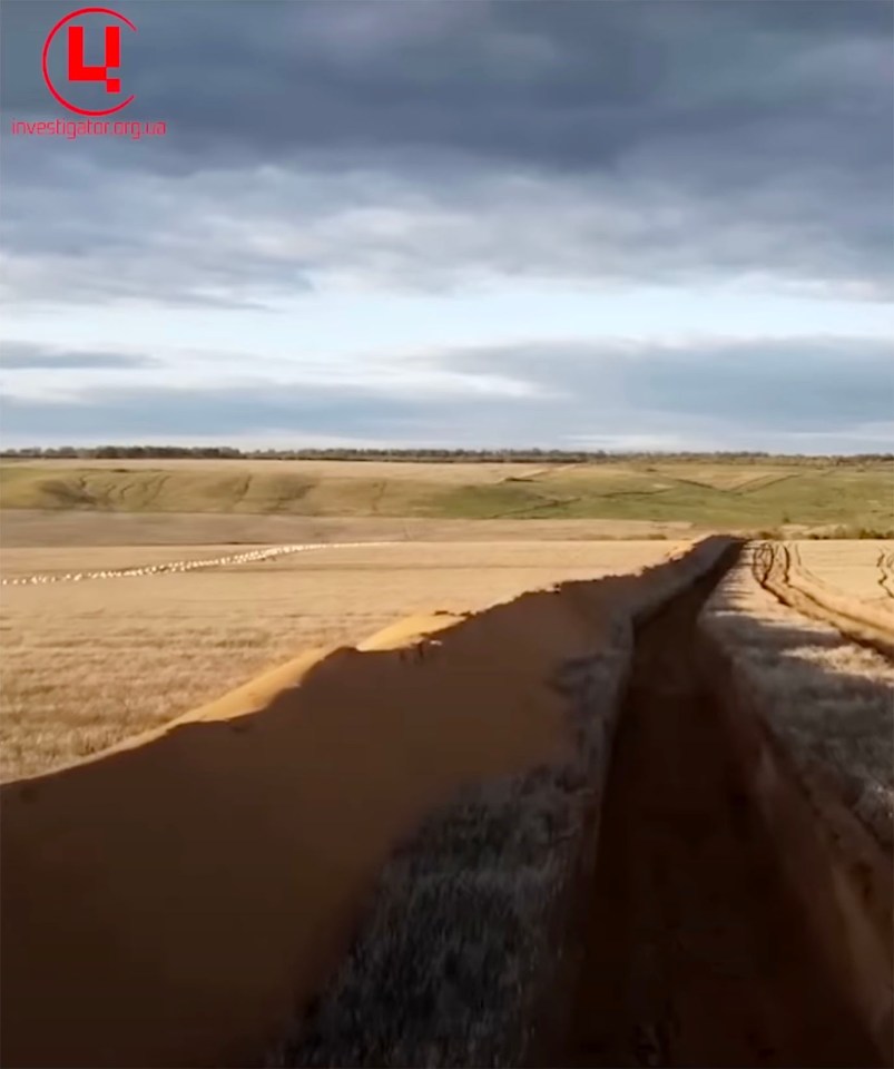 A 45-mile-long 'mega-trench' is being carved out along the occupied Ukrainian region of Zaporizhzhia