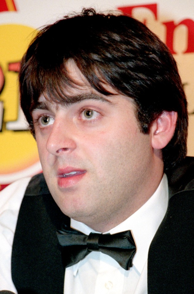 Ronnie O'Sullivan soared to 16 stone after stoned binges on takeaways and booze