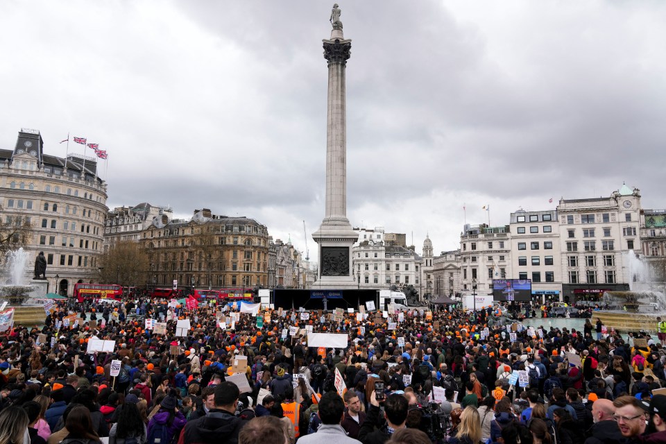 It comes as thousands of medics lose pay on picket lines