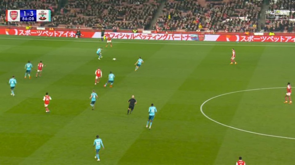 Big gaps emerged in the seats as Arsenal trailed Southampton 3-1 late on