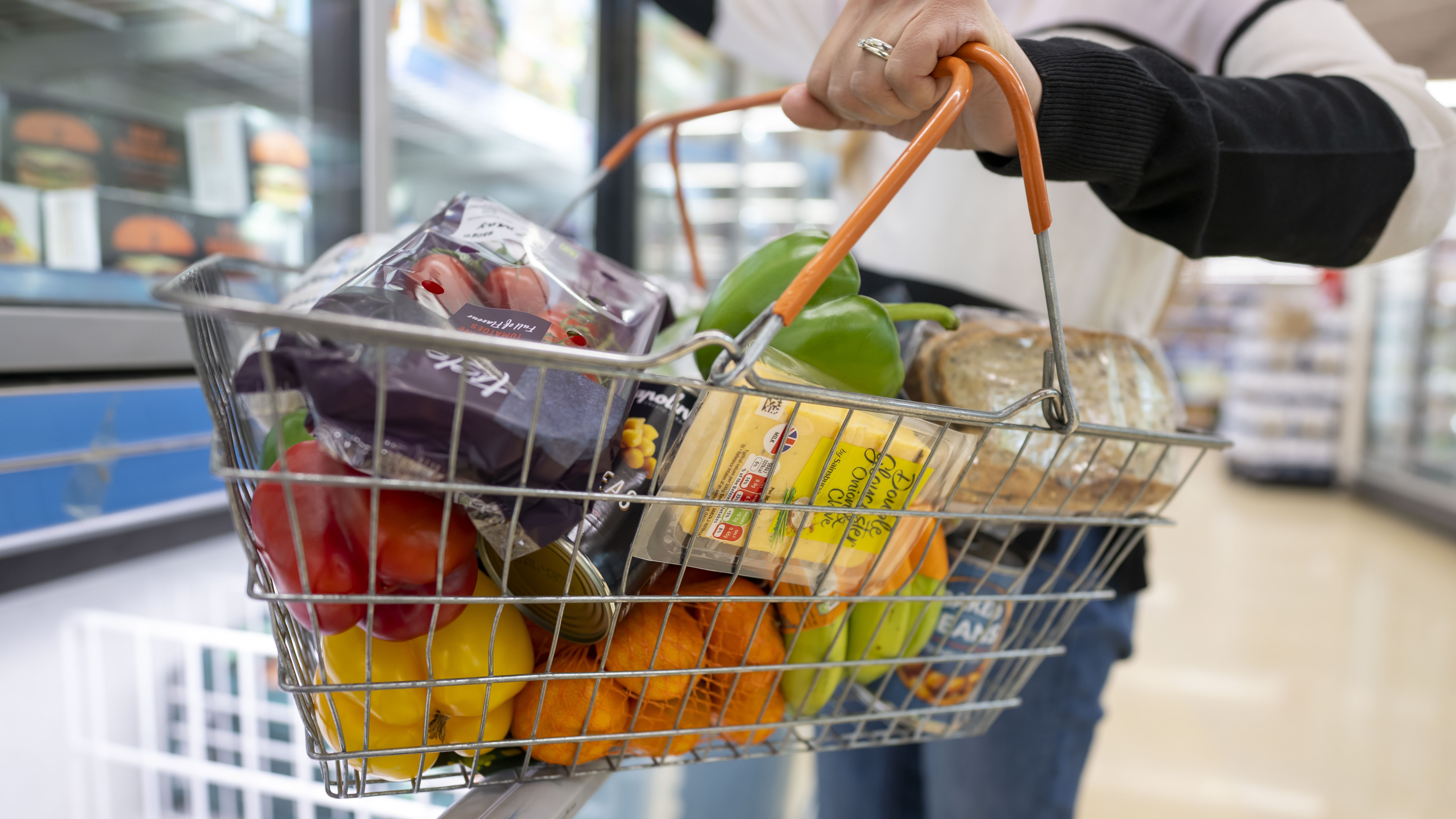 Parents can get up to £442 a year towards their weekly shops