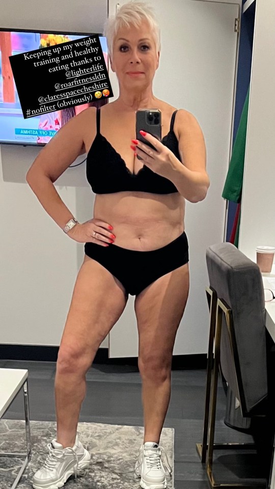 Denise Welch looked amazing as she bravely posed in her underwear