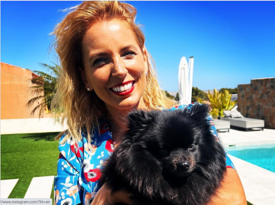 Jasmine posted a snap of her with a Pomeranian dog at a luxury property and fans were left gushing over her in the comments