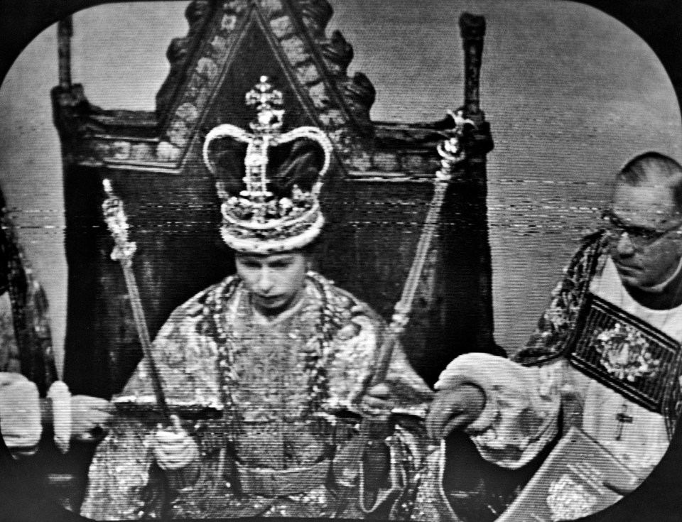 Queen Elizabeth II wearing the St Edward’s Crown at the coronation ceremony in 1953