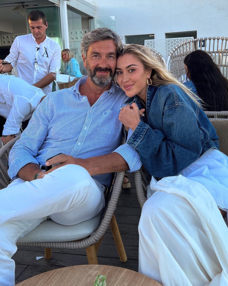 Sophie posed with her dad in the Instagram post