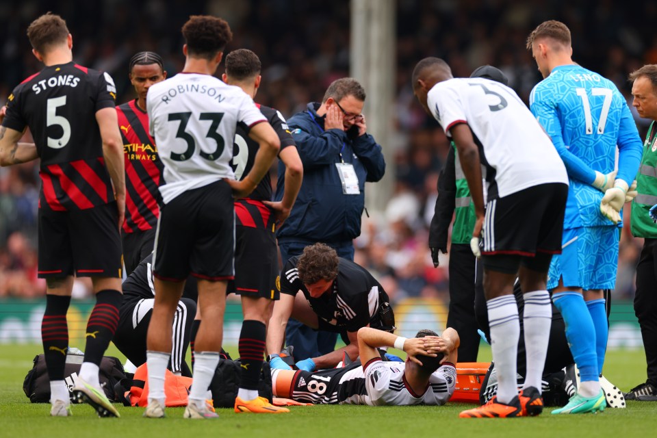 Both sets of players applauded as he made his way off the pitch