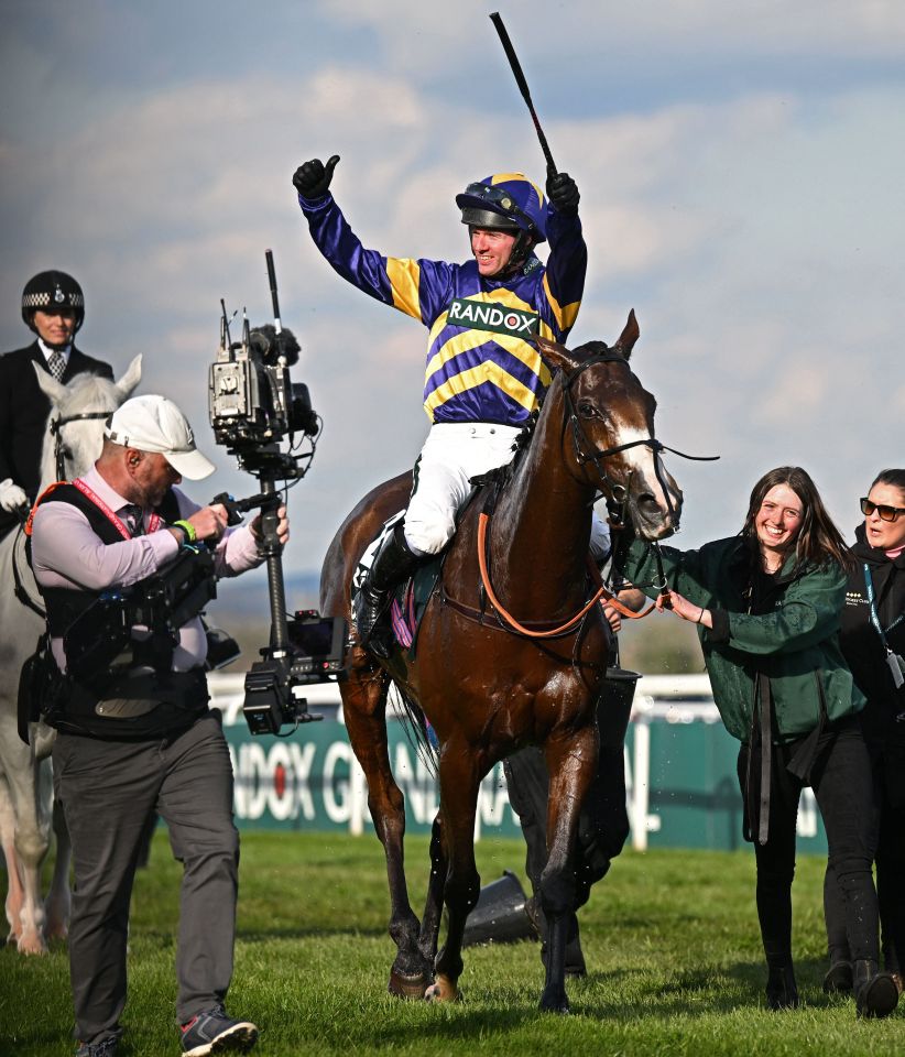 Corach Rambler strode to victory at Aintree