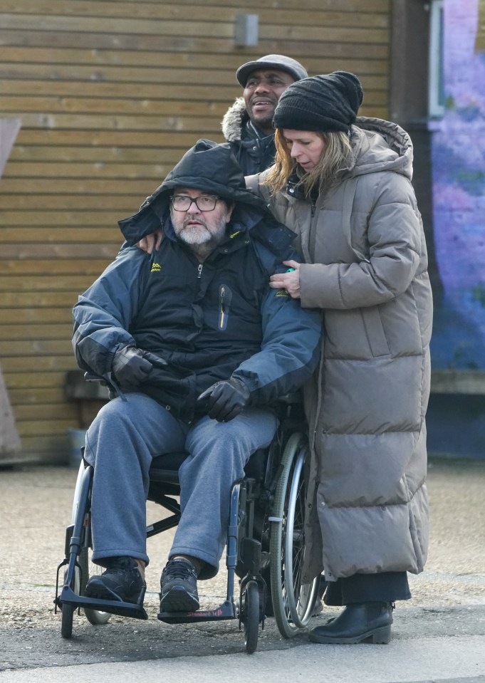 Kate Garraway and Derek Drapper enjoyed a Sunday lunch together at their local pub