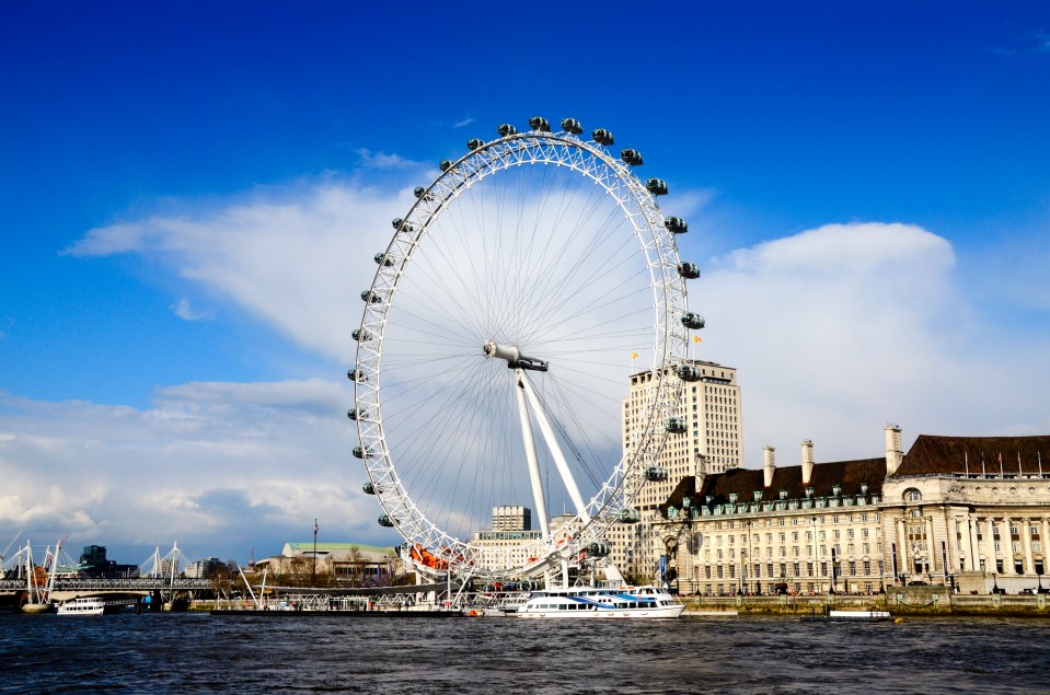 On the London Eye, you'll have 360-degree views of the entire city