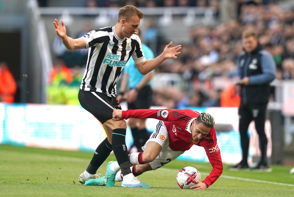 The pair continued their rivalry from the Carabao Cup final