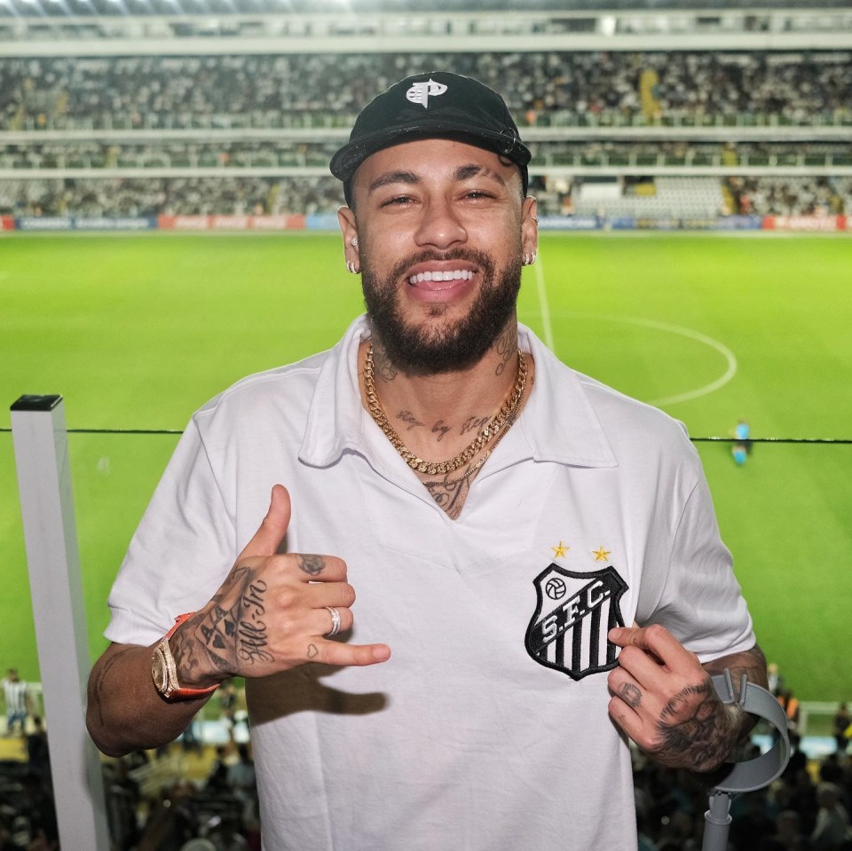 Neymar Jr visited his old team Santos FC whilst in Brazil