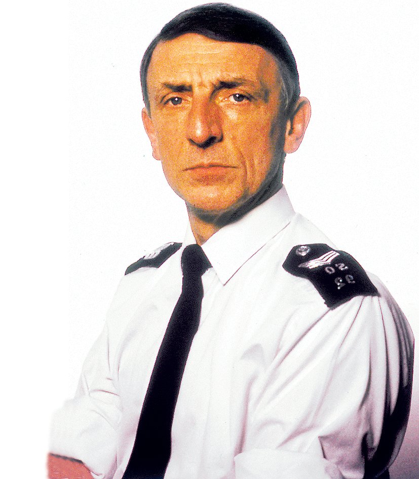 Eric Richard as Sgt Bob Cryer