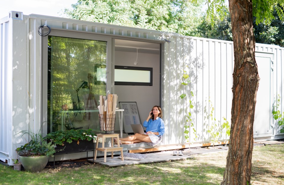 Many people have decided to set up a 'shoffice'– an office in a shed