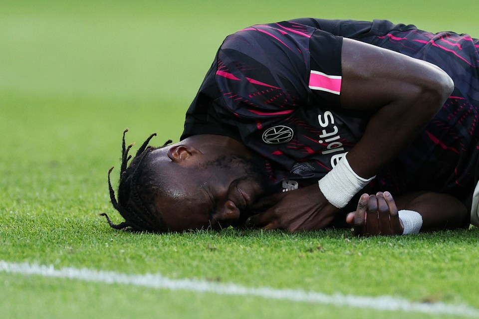 Tammy Abraham was forced off with a shoulder injury in Roma's clash at Feyenoord