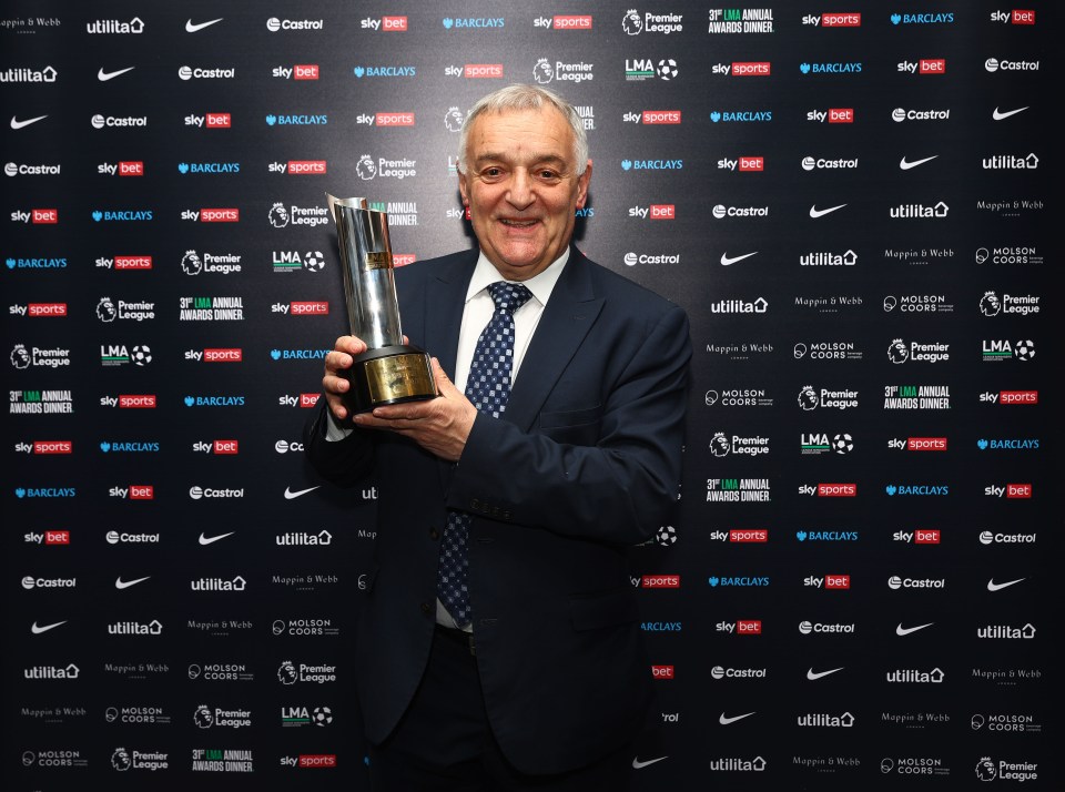 Manchester United icon Lou Macari won the inaugural John Duncan Award