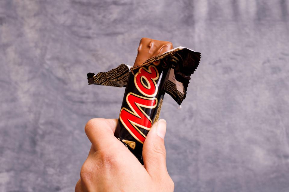 A trial of Mars bars going back to paper packaging will start in 500 Tesco stores next week