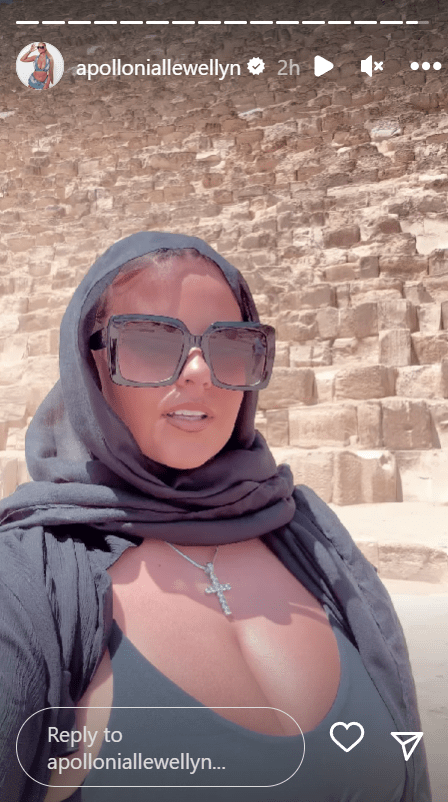 She also visited the pyramids