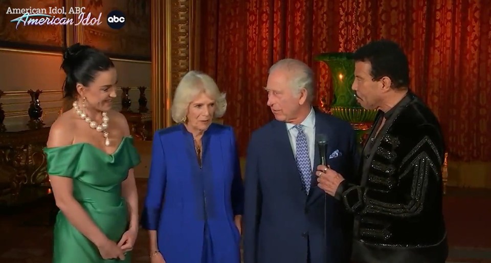 The royals thanked the two superstars for their performances