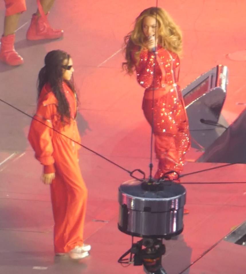 Blue Ivy and Beyonce performed together at London's Tottenham Stadium