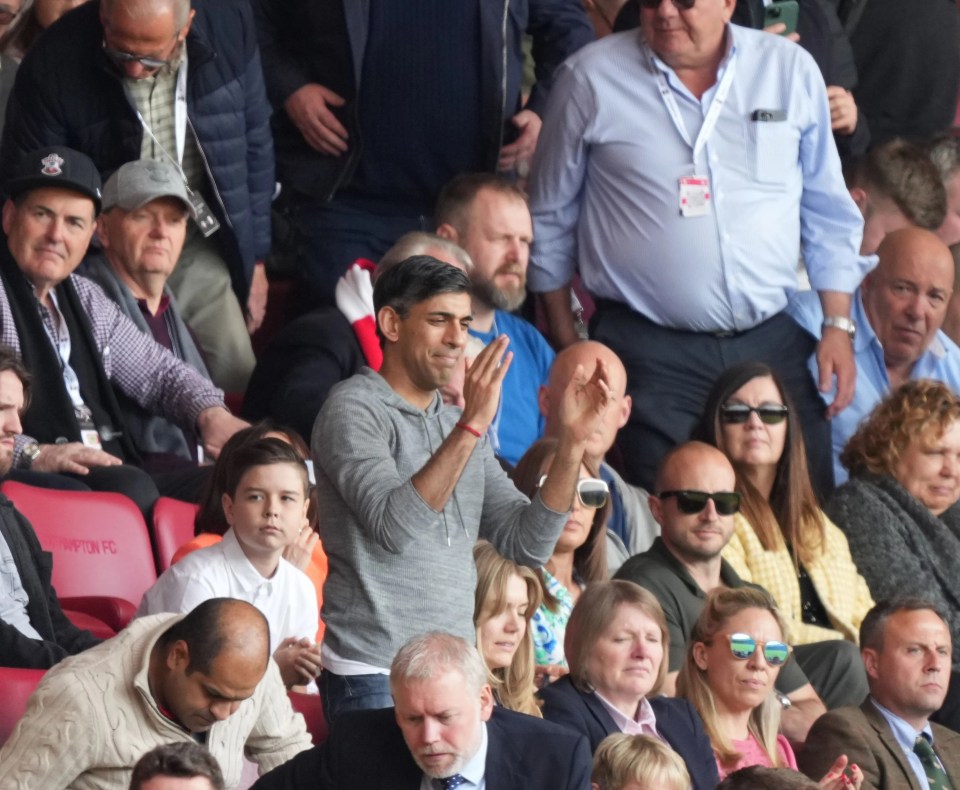 Prime Minister Rishi Sunak attended Southampton’s game with Fulham