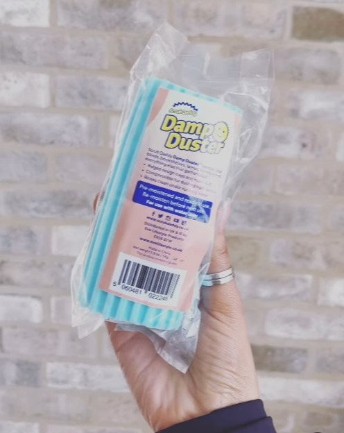 Taking to Instagram to show off her cleaning routine, Sophie Hinchliffe explained she uses the Damp Duster to get her surfaces sparkling