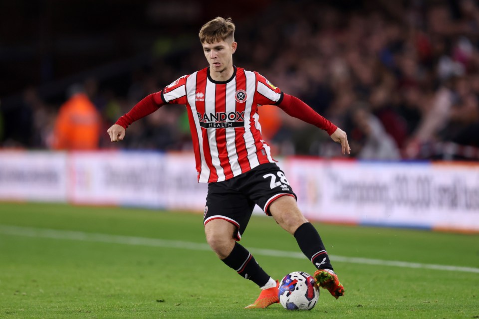 Sheffield United want to bring in James McAtee back on loan