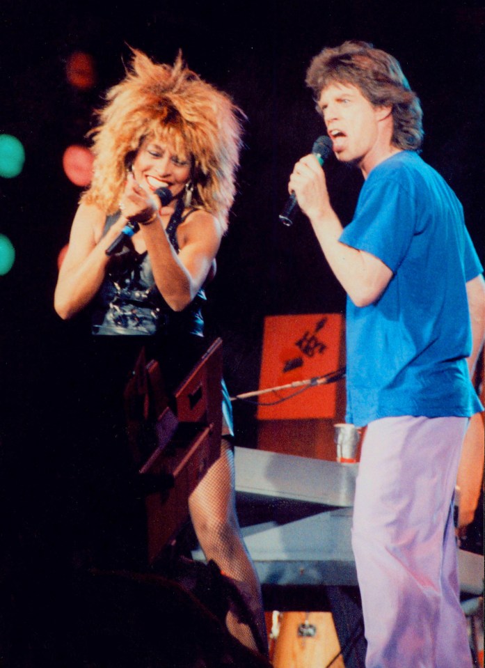 Mick Jagger and Tina Turner performing  together at Live Aid in 1985