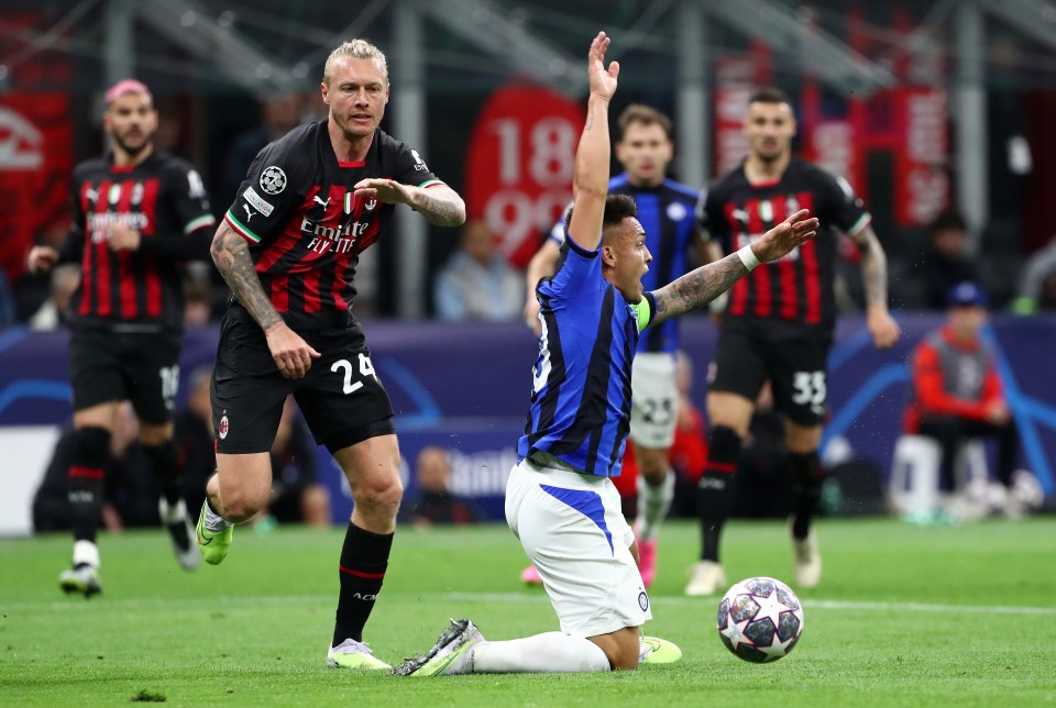 Lautaro Martinez thought he'd won a first-half penalty