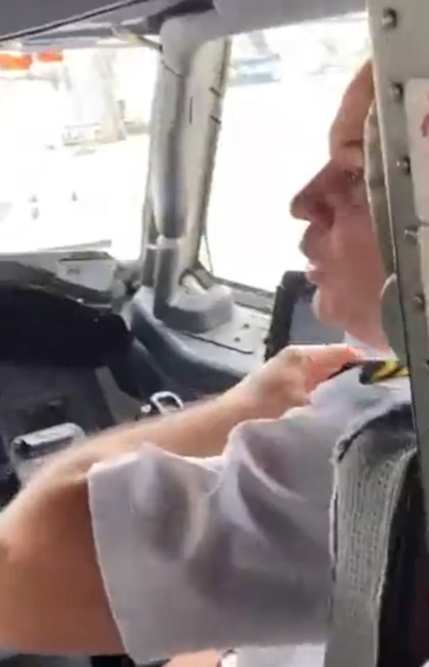 The pilot was seen furious, who berated her for the stunt