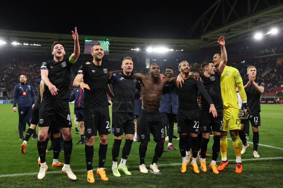 The Hammers players celebrated in front of their travelling fans