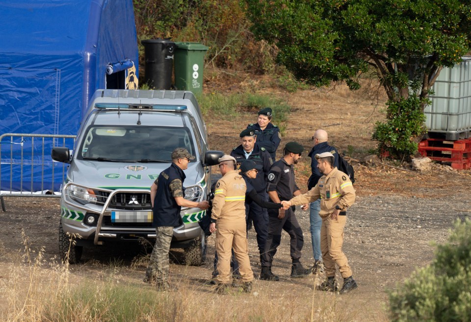 Police and search teams pictured arriving on site at the Barregem do Arade to search for Maddie