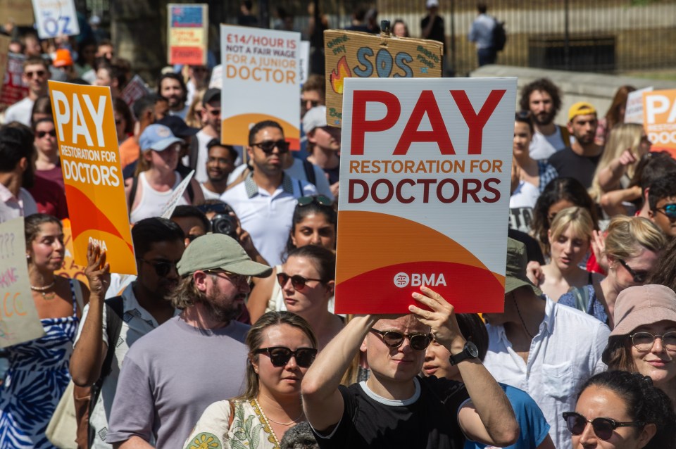 NHS consultants are too rich to strike, a leading doctor has told his co-workers