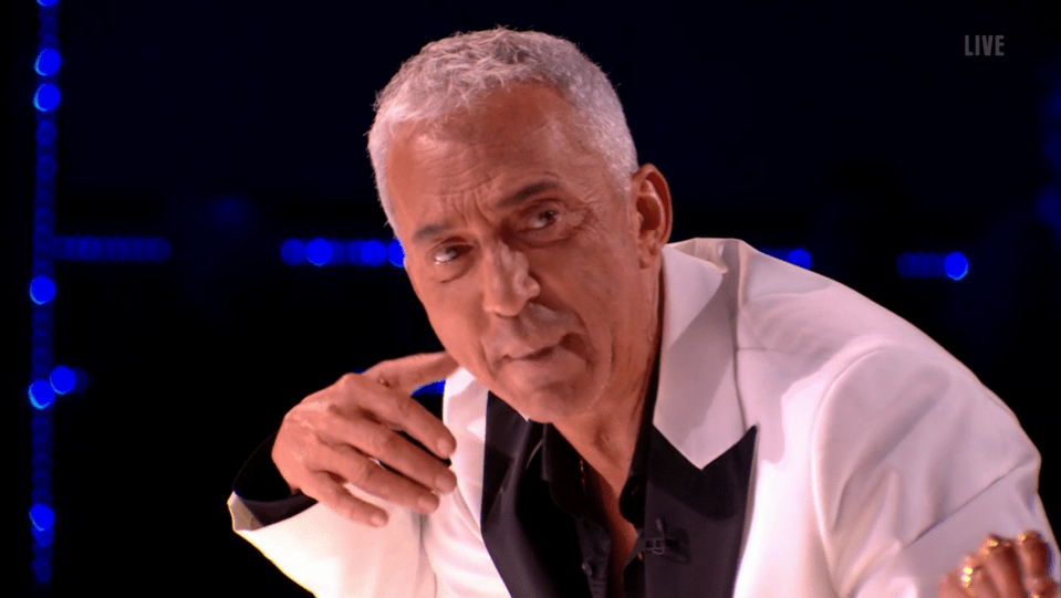 Bruno Tonioli caused uproar when he turned to Simon Cowell during the vote