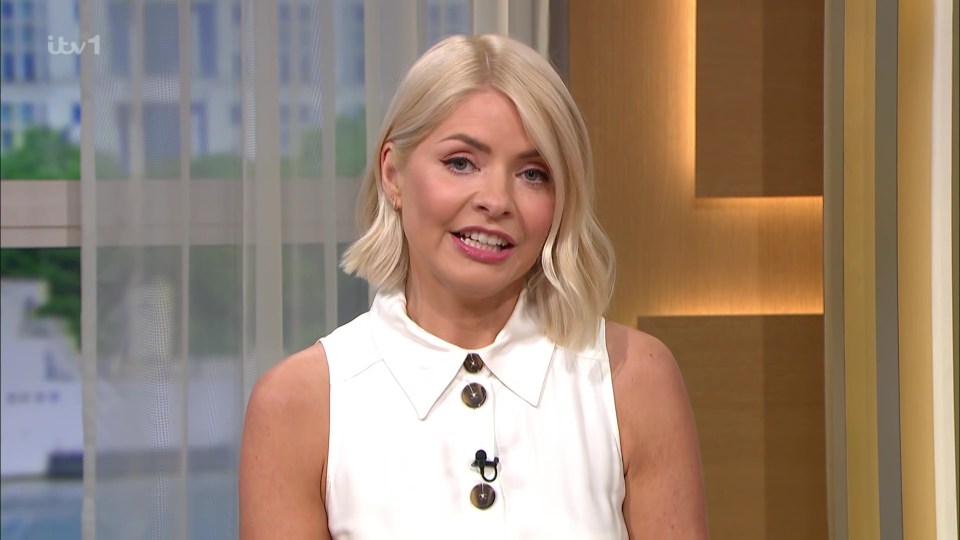 Holly Willoughby finally addressed Phillip Schofield's affair on today's This morning