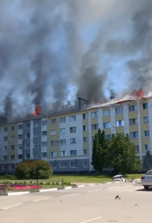 A Shebekino building was also on fire following the intense shelling yesterday