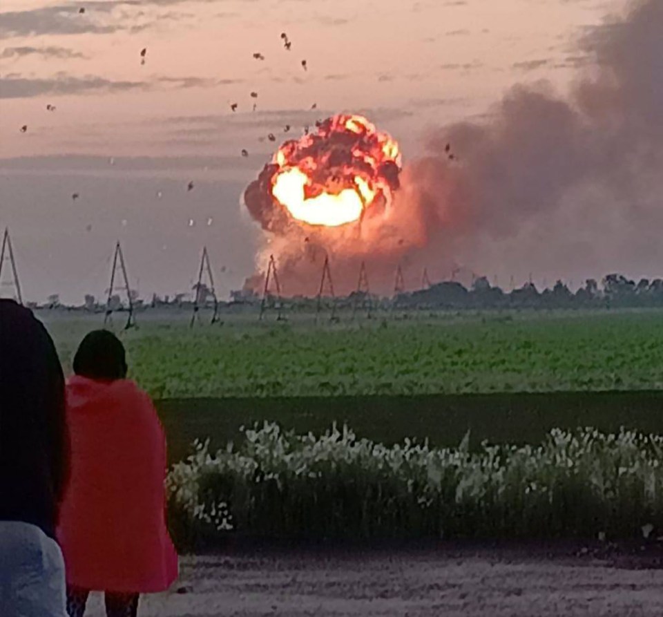 The fireball explosion woke up residents this morning