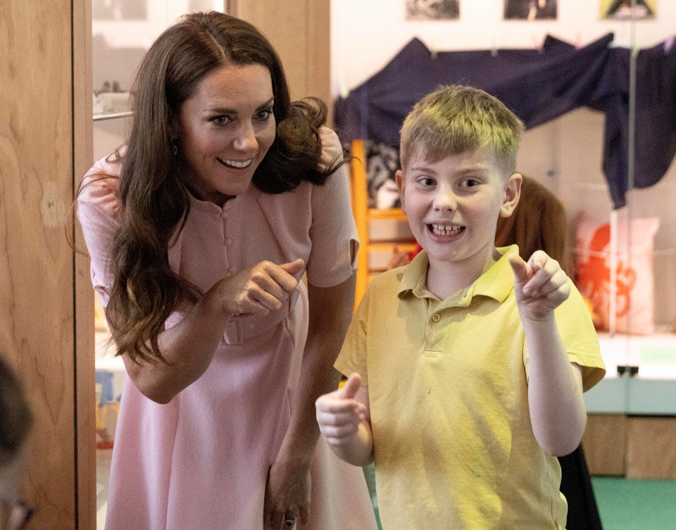 Kate urged the children to: 'Keep up the storytelling'